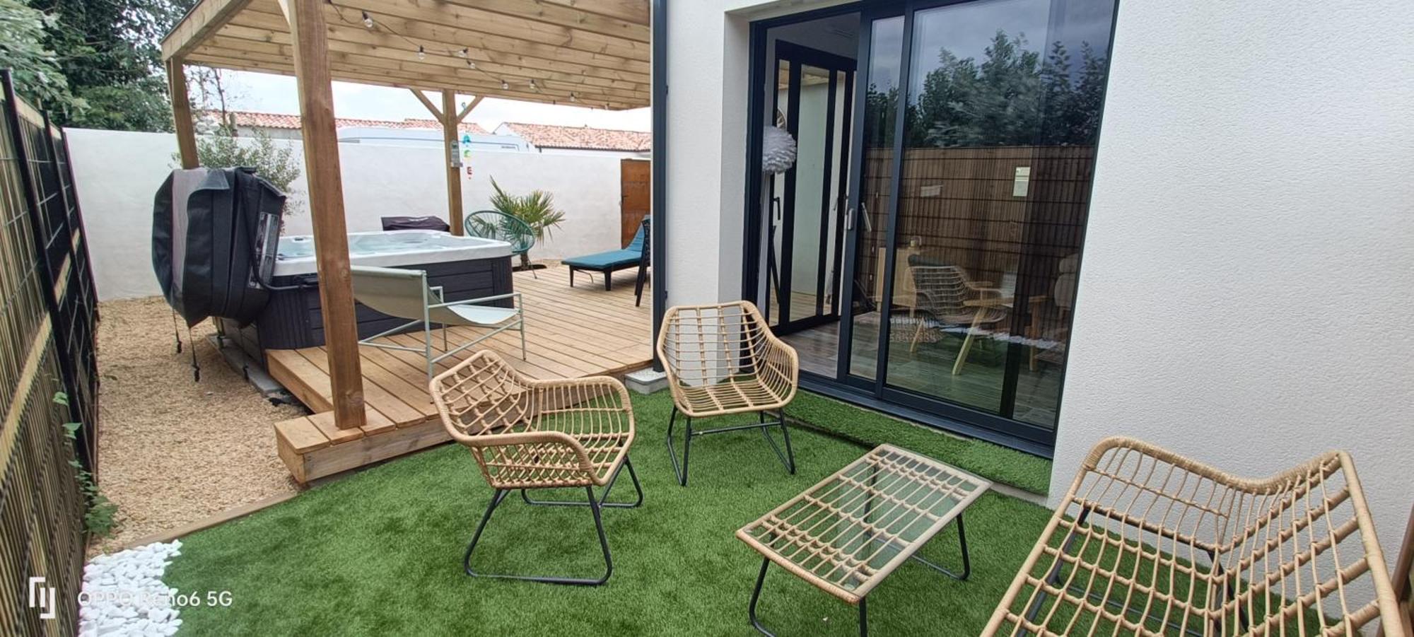 Apb Spa Locations Avec Jacuzzi Privatif Saint-Jean-de-Monts Eksteriør billede